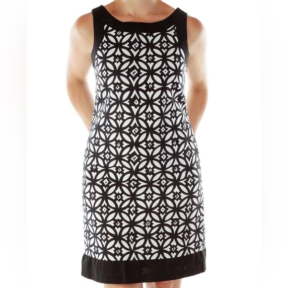 Jessica Howard Dresses & Skirts - Jessica Howard Geometric Print Black & White Dress